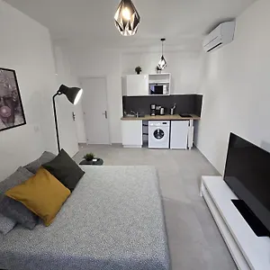  Appartement Gregbnb - 22m2 - Climatise -10min Gare - 1